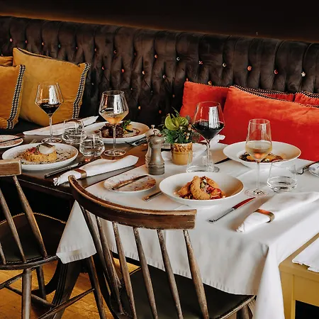138 Liberdade Hotel